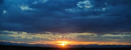 panorama du lever du soleil
