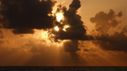 日出天空海洋