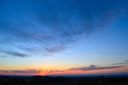 puesta del sol del cielo Baviera
