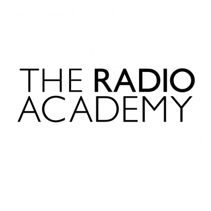 la Academia de la radio
