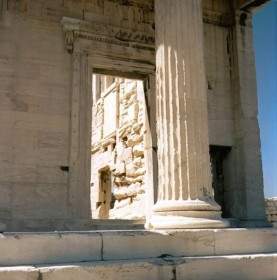 Antica Costruzione Pilastro In Rhodos