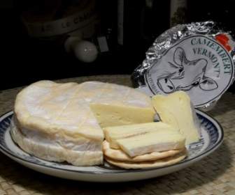 blythedale camembert cheese milk product