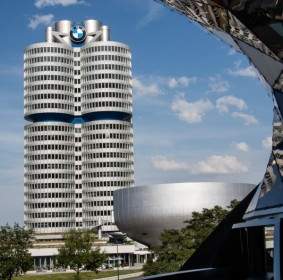 BMW Dunia Bmw Tower Munich