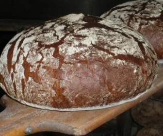 농부의 빵 구운 빵