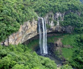 Караколь водопад Бразилия