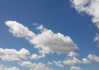 Nubes Con Cielo Azul