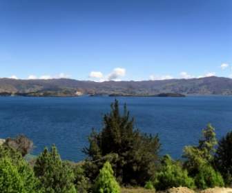 Agua Del Lago Columbia