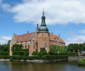Denmark Vitskol Abbey Agama