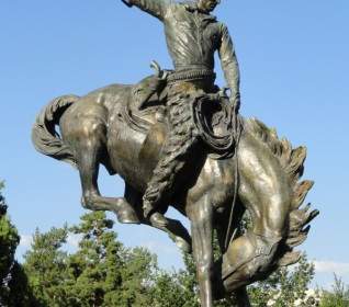 デンバーのコロラド州の像