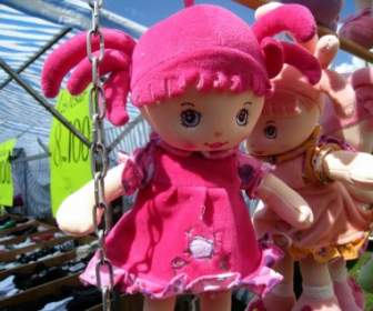 dolls market colors