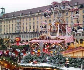 Festival De Natal Do Dresdner Striezelmarkt