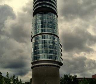 Arsitektur Gedung Pencakar Langit Exzenterhaus