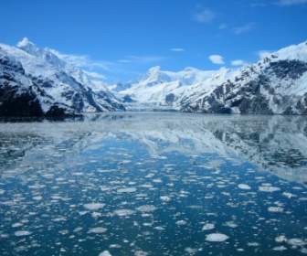 água Do Lago Glacier Bay No Alasca