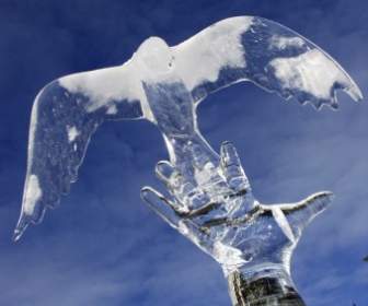 氷の彫刻のレイク ・ ルイーズ
