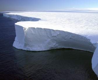 氷山南極の風景