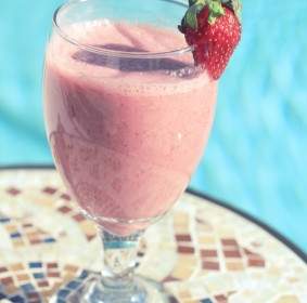 juice strawberry drink