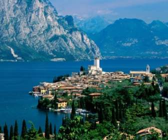 Lake Garda Wallpaper Italy World