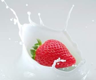 ミルクとイチゴの品質の画像