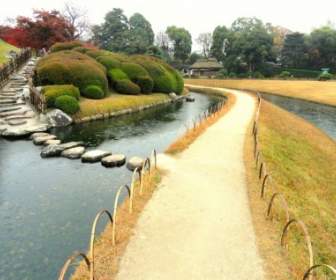 สวนโอคายามะประเทศญี่ปุ่น