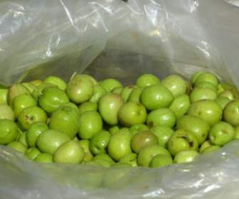 Оливки зеленые оливки
