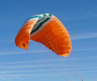 Paragliding-Orange-blau