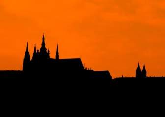 布拉格城堡剪影
