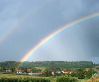 Regenbogen-Natur-Himmel