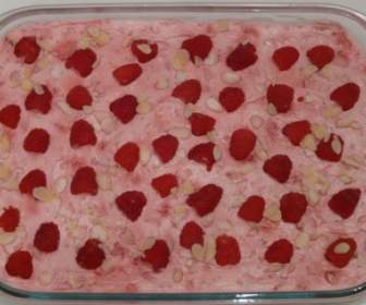 raspberry curd quark dessert