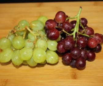 Red And Green Grapes Fruit