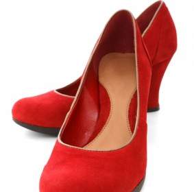 Giày Màu đỏ Bị Cô Lập