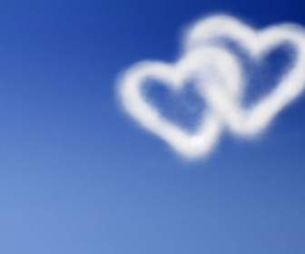 Romantische Herzförmige Weiße Wolken Hoch Bild