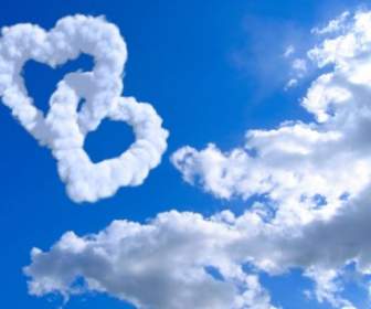Foto Ad Alta Definizione Di Romantico Heartshaped Nuvole Bianche