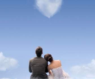 романтический Heartshaped белые облака спектрометрическую фотография