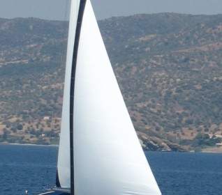 ヨットの地中海のギリシャ