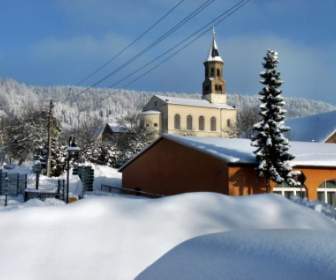 Saupsdorf 教會雪的冬天