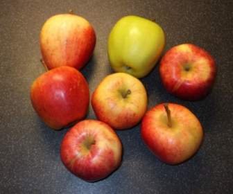 Sept Pommes