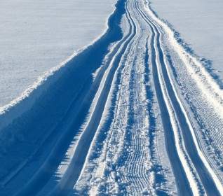 Snow Trail Cross Country Skiing