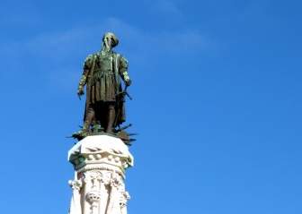Estatua Monumento Lisboa