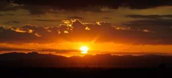 Panorama Matahari Terbit