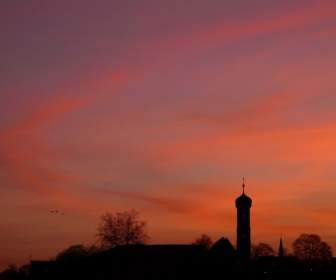 Sonnenuntergang Kirchturm