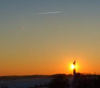 日没の太陽の塔