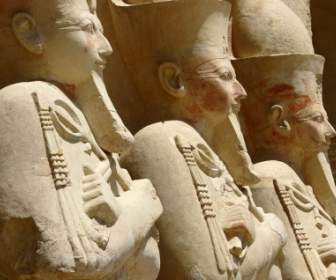 جدران معبد حتشبسوت مصر العالم