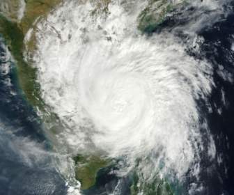 Cyclone De Thane Hiver Tempête