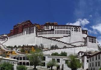 西藏布達拉宮宮殿建築