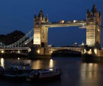 Tower Bridge à Noite
