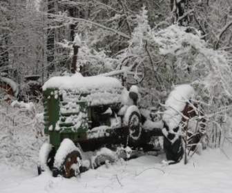 Peralatan Vintage Pertanian Traktor