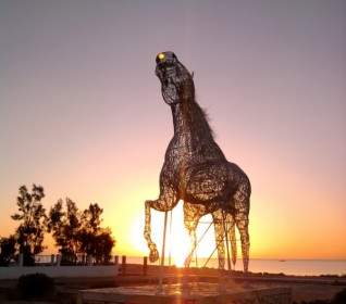 チュニジアの彫刻の馬