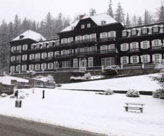 겨울 호텔