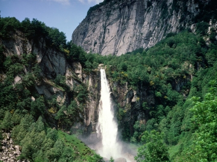 Tocino Falls Wallpaper Waterfalls Nature