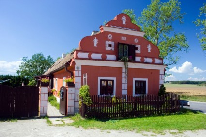 tradycyjny dom